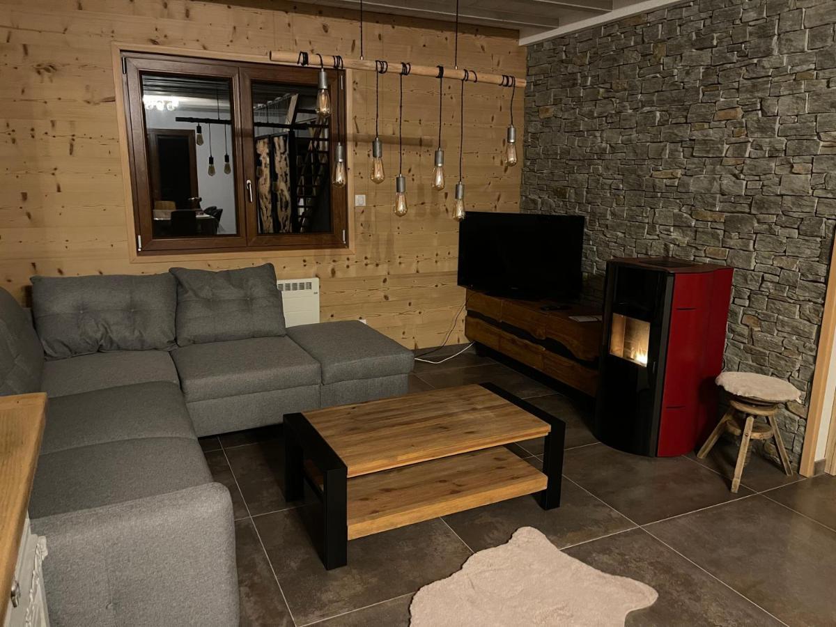 Chalet-Michel Avec Spa Montperreux Exteriör bild